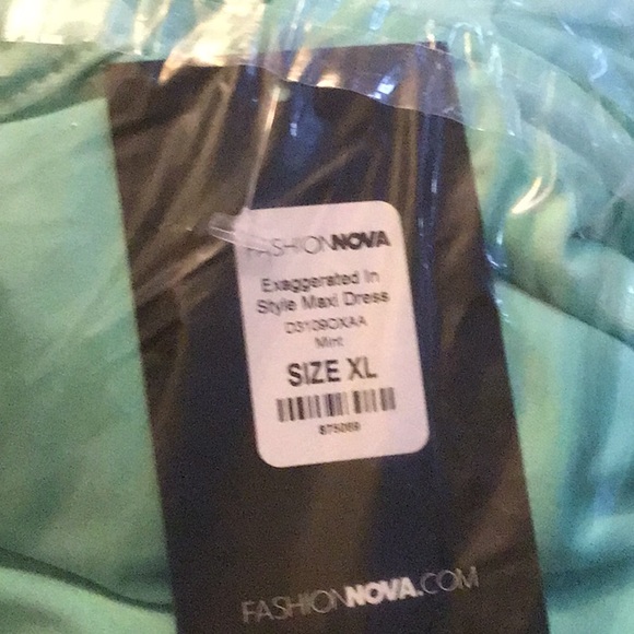 Teal Sleeveless Maxi Dress - Picture 3 of 3